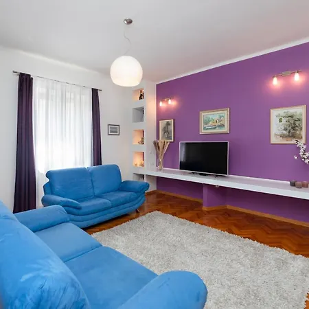 Apartment Spacious In The Center-aspalathos Split